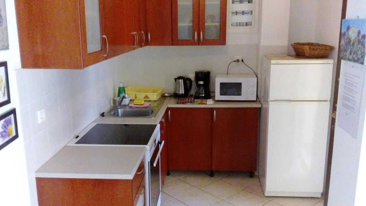 Natalia'S Apartments 니키티 외부 사진